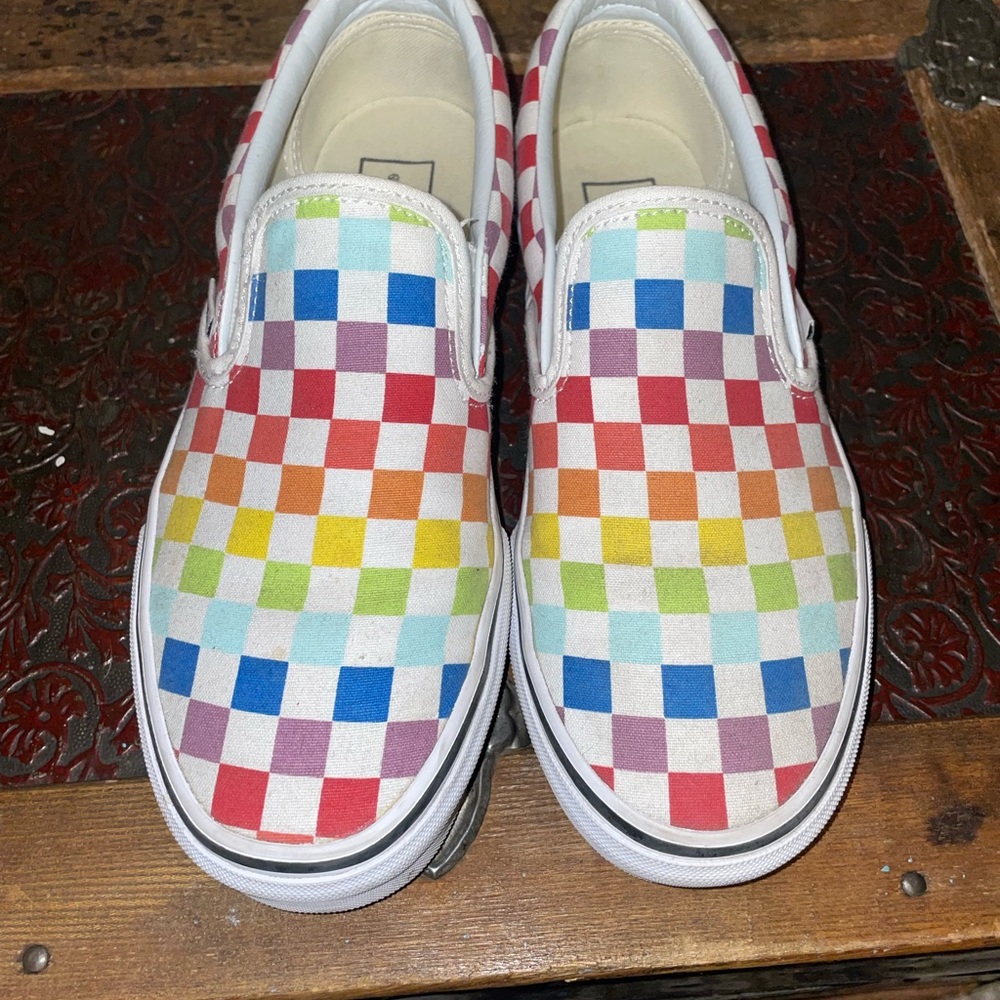 Rainbow checkerboard Vans size 8.5 women’s